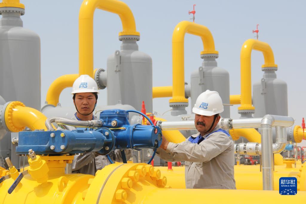 Kazakhstan's Role as a Global Hub for Trade and Energy