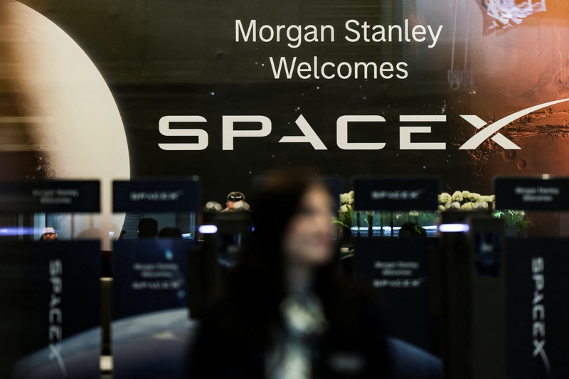 SpaceX: From Satellite Maker to Pentagon Powerhouse