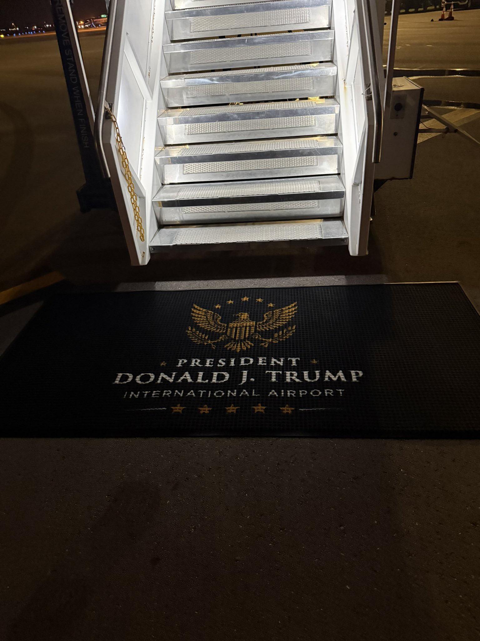 Trumps Florida Airport Becomes First US Airport Named After Sitting President