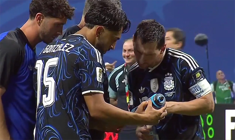 Argentina Analyzes Pickfords Water Bottle For Penalty Strategy