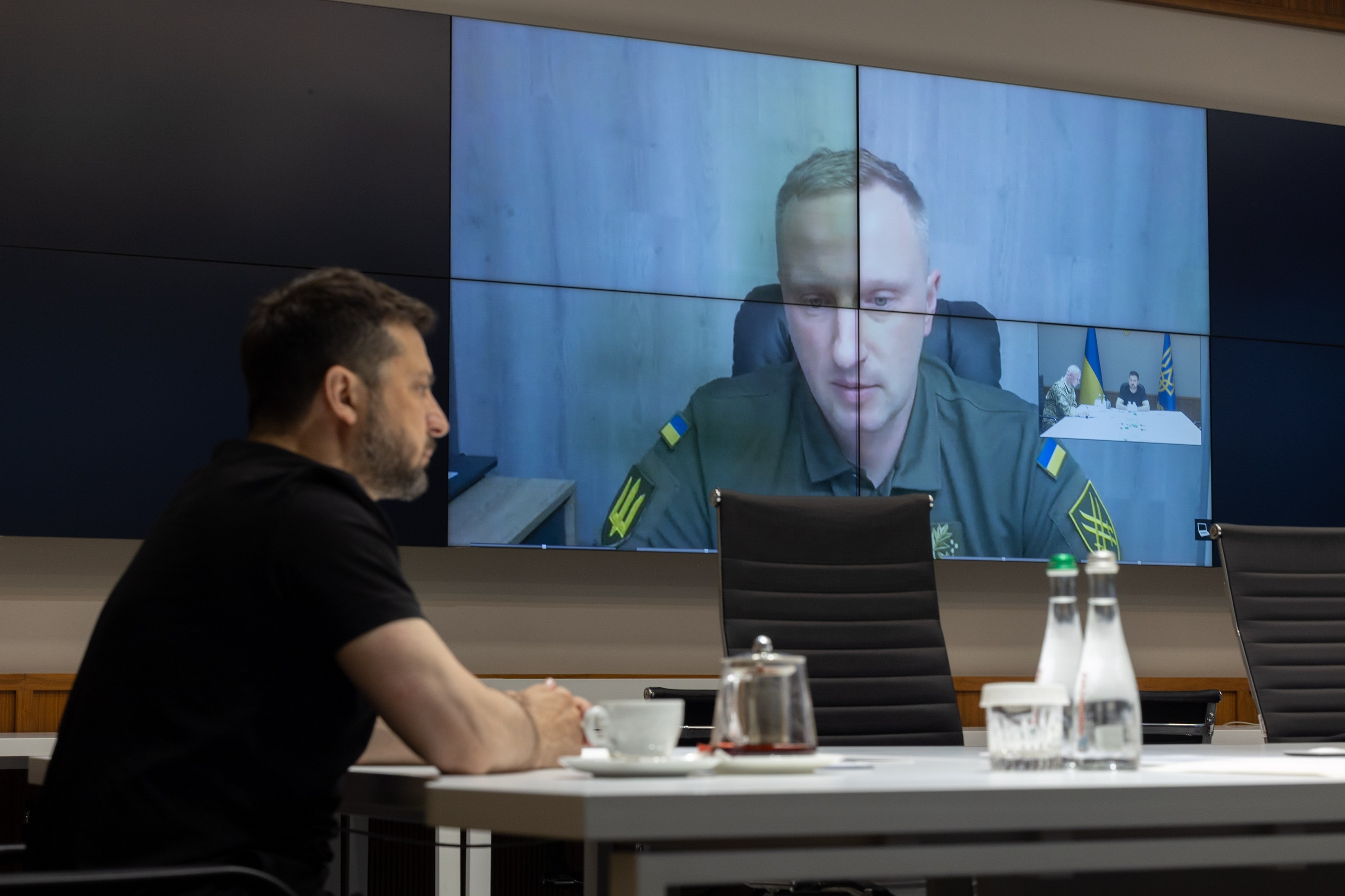 Zelensky Considers Replacing Ukraines Military Commander Amidst Public Protests