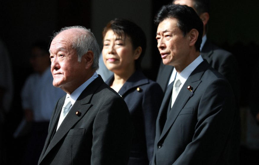 Japanese Politicians Visit Yasukuni Shrine Despite Criticism