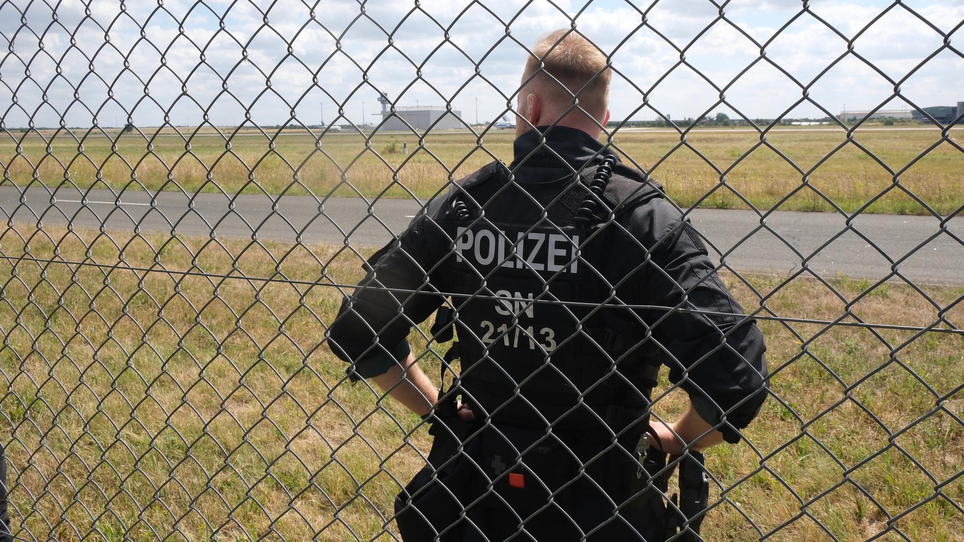 Drone Attacks at Leipzig Airport: Investigation Intensifies