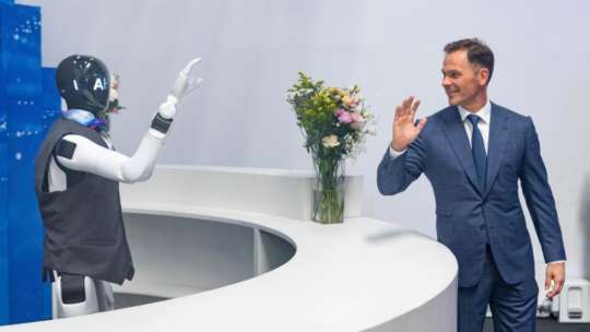 China Opens First Robot Factory in Serbia