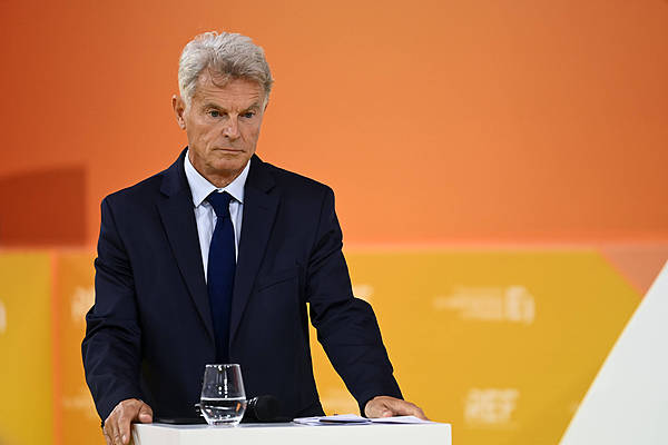 Fabien Roussel Announces Candidacy for 2027 French Presidential Election