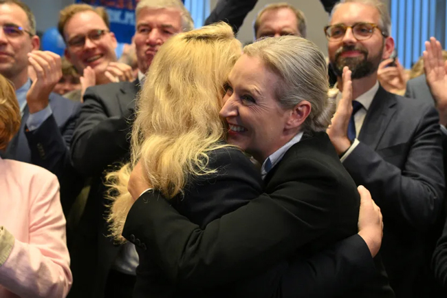 Germanys CDU Suffers Historic Election Defeat, Casting Doubt on Merkels Successor