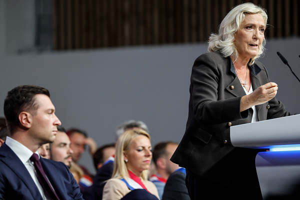 French Political Landscape Shifts as Macrons Era Ends