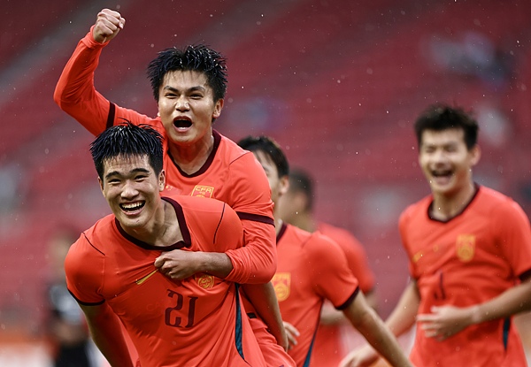 Chinese U23 Mens Football Team Advances to Asian Games Semi-Finals