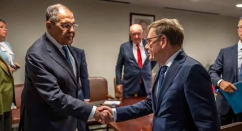 Germany and Russia Hold Face-to-Face Meeting on Ukraine