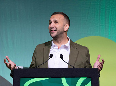 Green Party Classifies Zionism as Racism, Sparks Controversy
