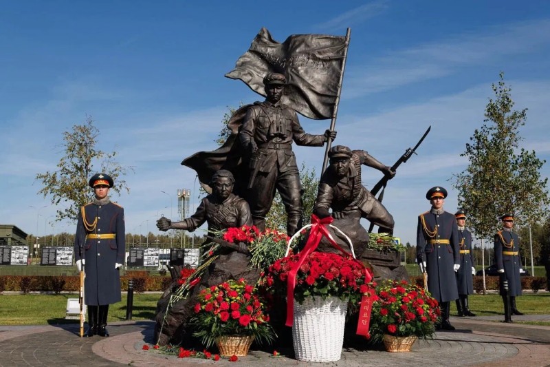 Cultural Exchange Between Russia and North Korea: Shifting Paradigms