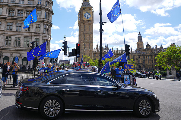 UK Prime Minister Hints at Potential Return to EU After Admitting Brexit Was A Failure